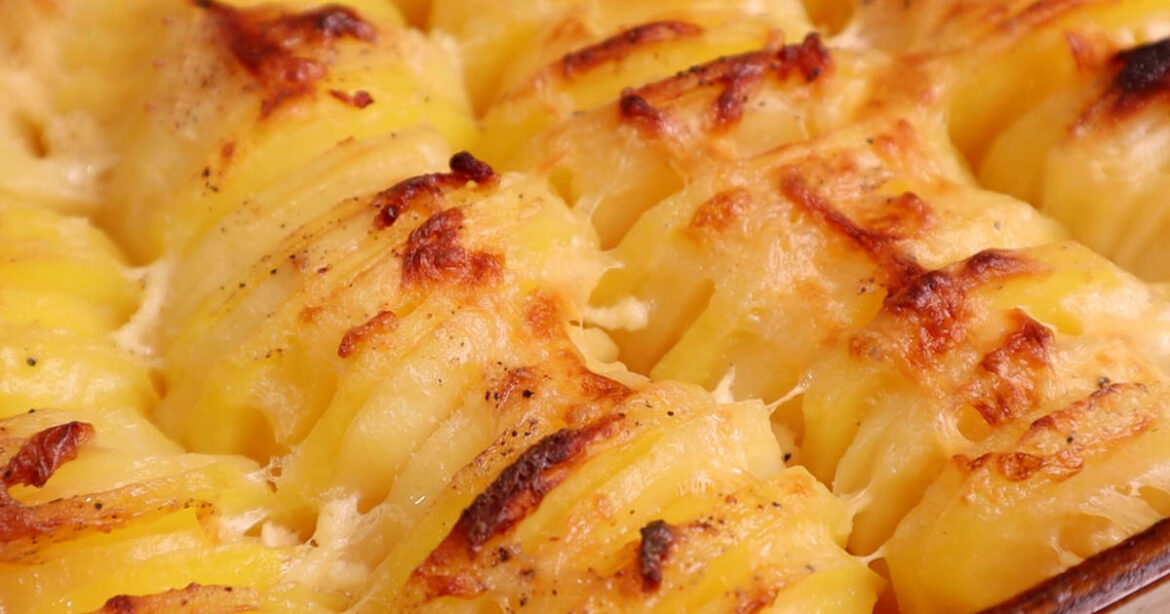 Ленивый картофельный гарнир в духовке: простой рецепт для вашего стола