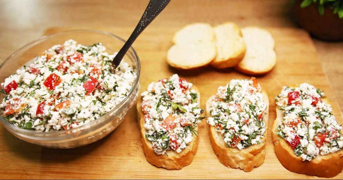 Простая и сытная намазка из 3 ингредиентов: вкусный рецепт без майонеза