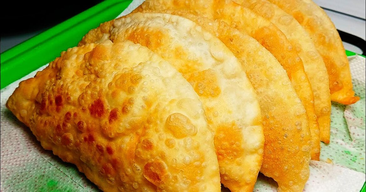 Лучшие рецепты чебуреков: секрет идеального теста от автора